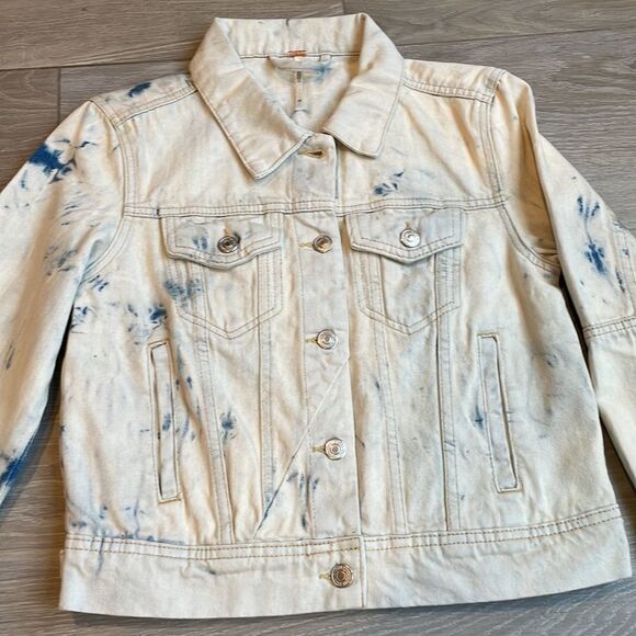 NWT Free People {REVOLVE} Rumors Denim Jacket in Jones Tie Dye Blue size XS - Picture 7 of 9